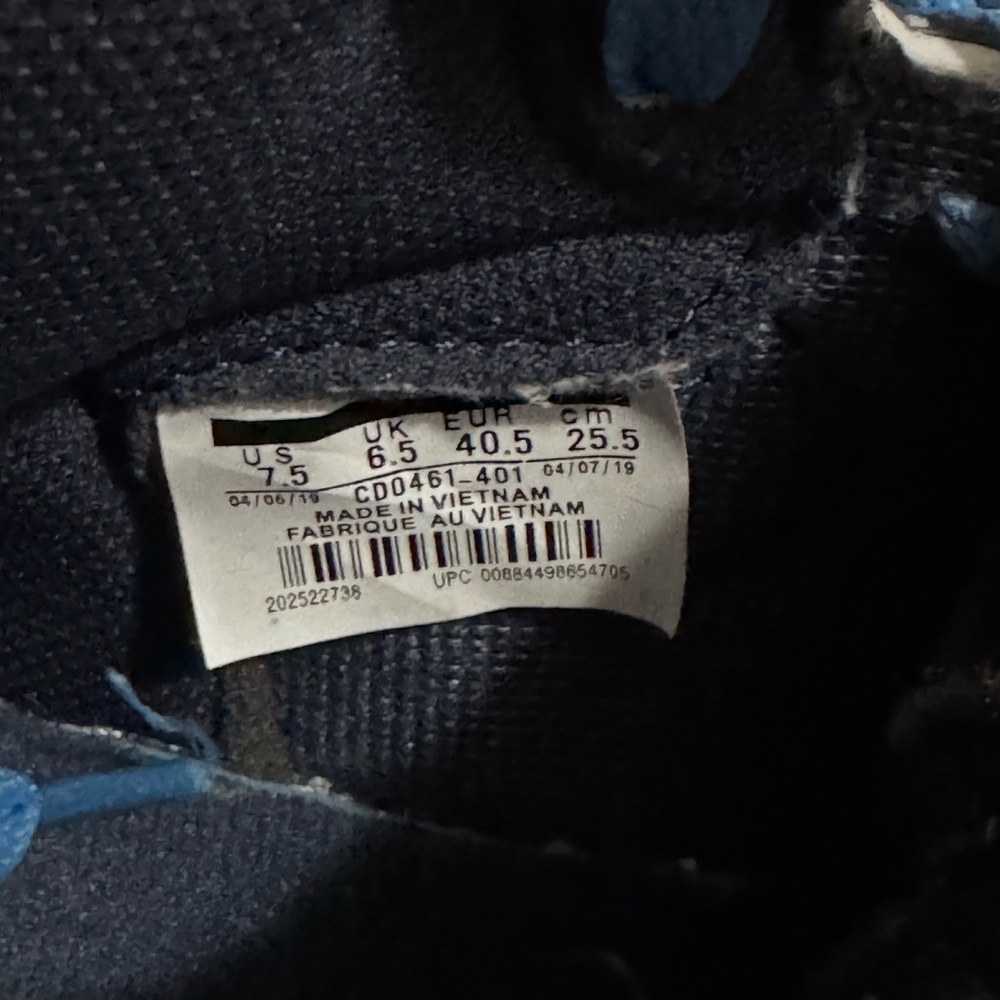 Nike Jordan 1 High “Blue Chill” - Picture 2 of 4